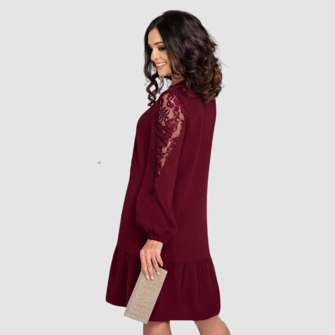 Lowri Quinn | Robe Midi à Manches en Dentelle