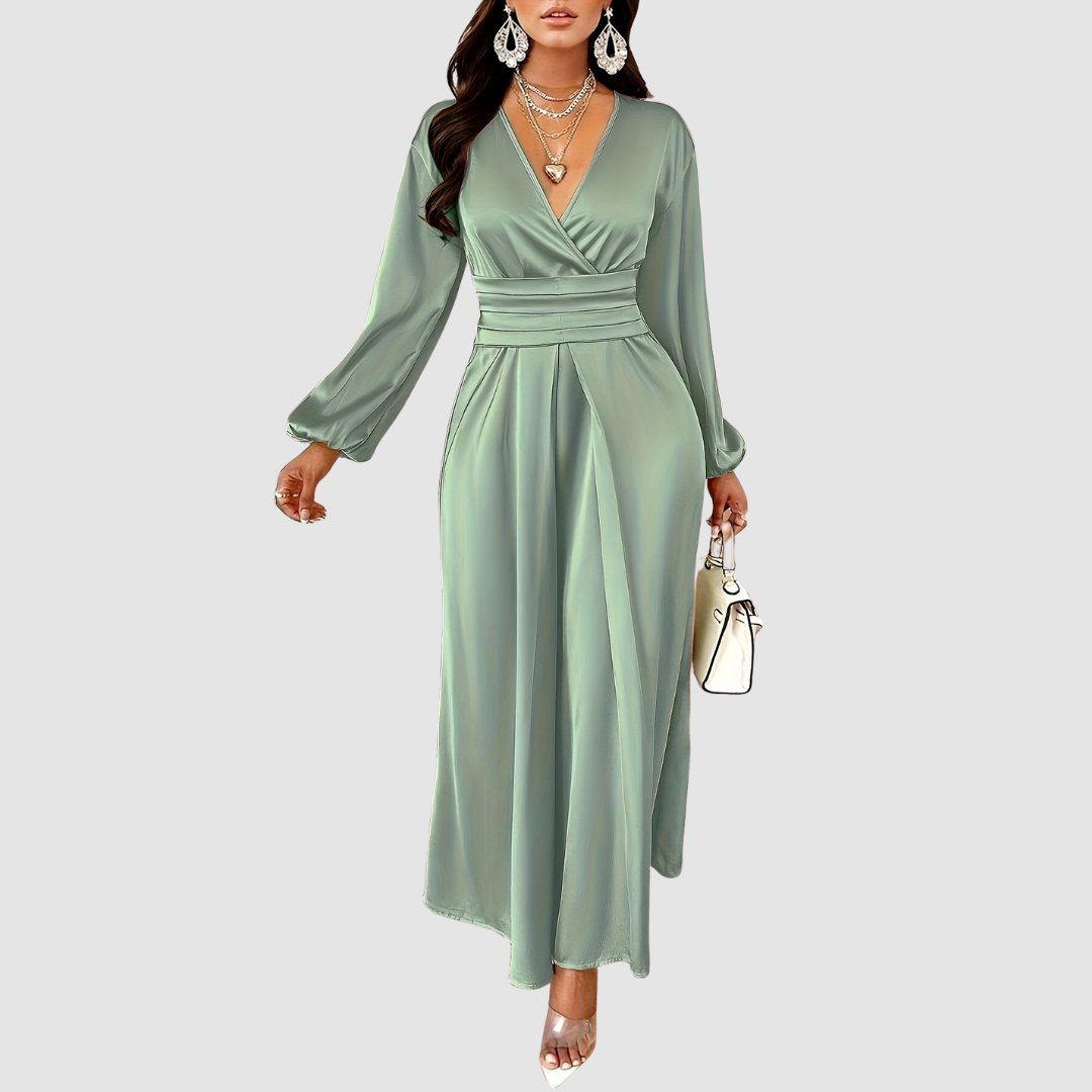 Eleanor Bloom - Robe Maxi en Satin Plissé