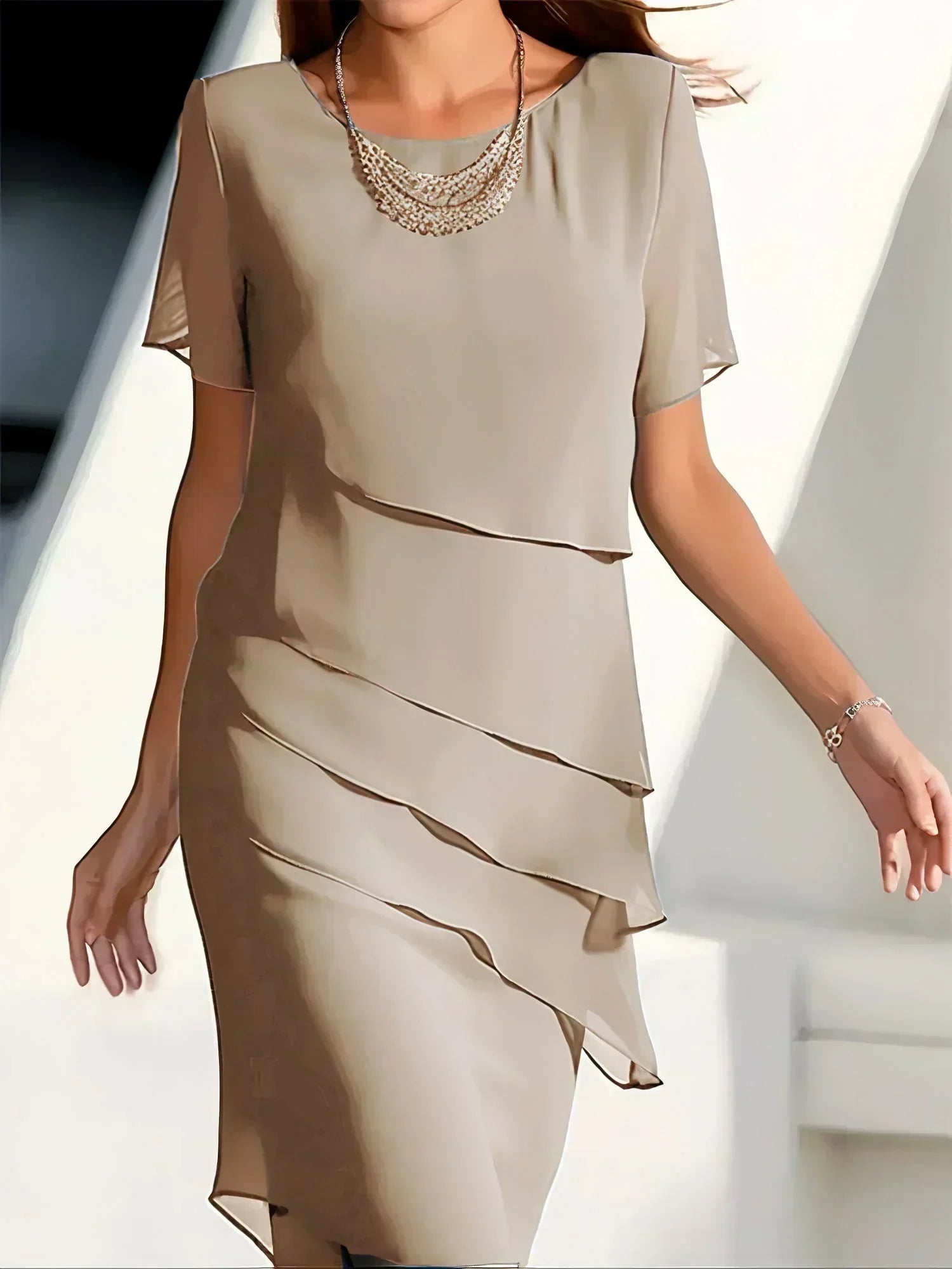 Aria - Robe en Chiffon Superposée Intemporelle