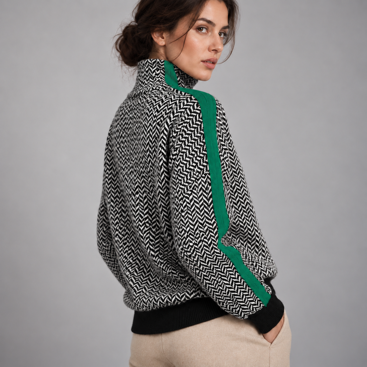 Malou | Pull Oversize à Col Montant avec Rayure Contrastée Saisissante