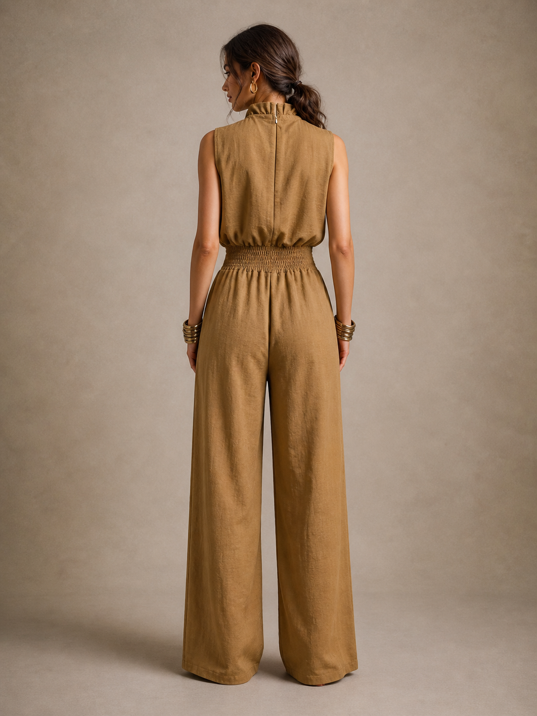 Virginie | Combinaison couleur camel avec décolleté haut noué et jambes larges
