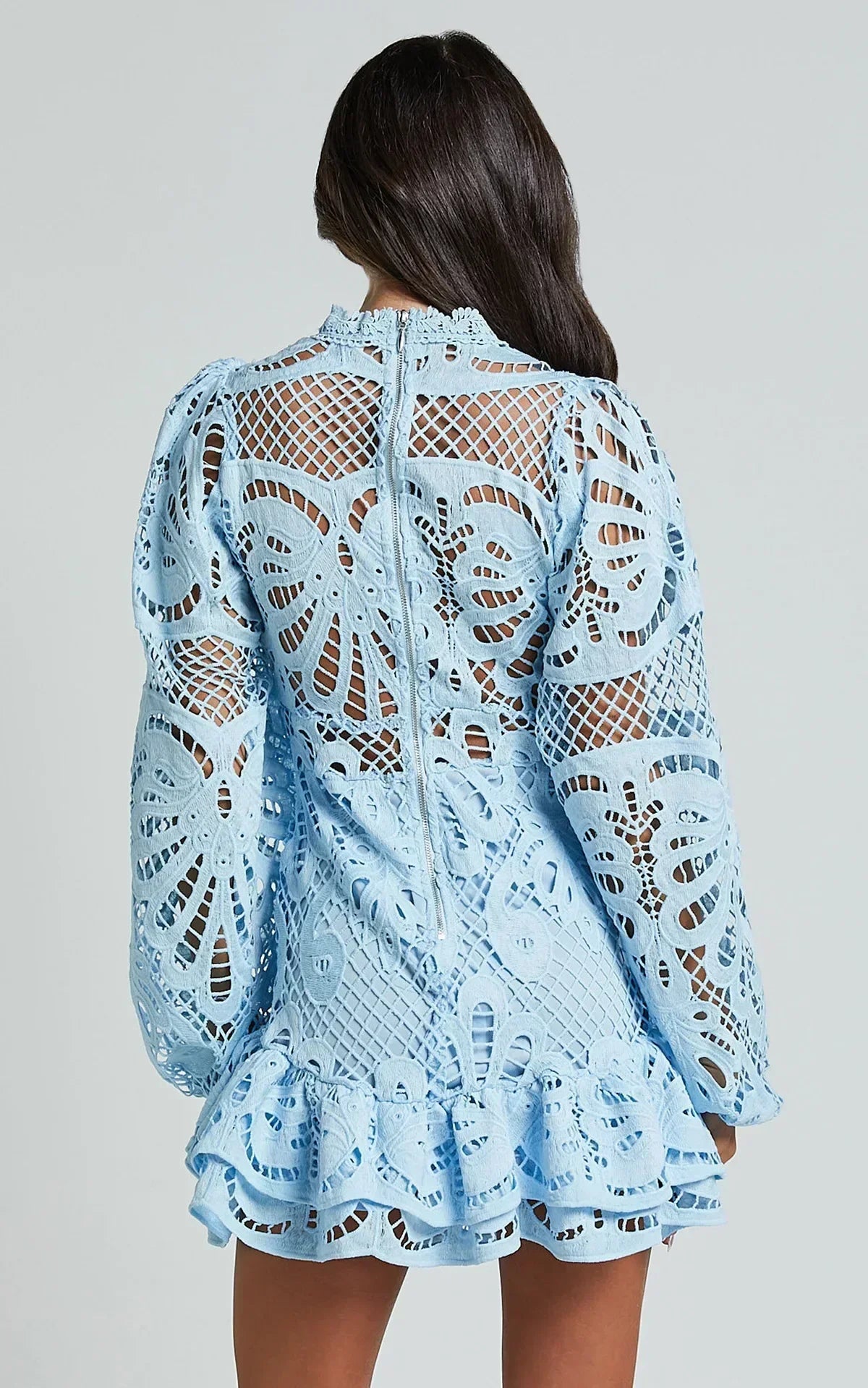 Lilly - Robe Mini Élégante à Col Montant