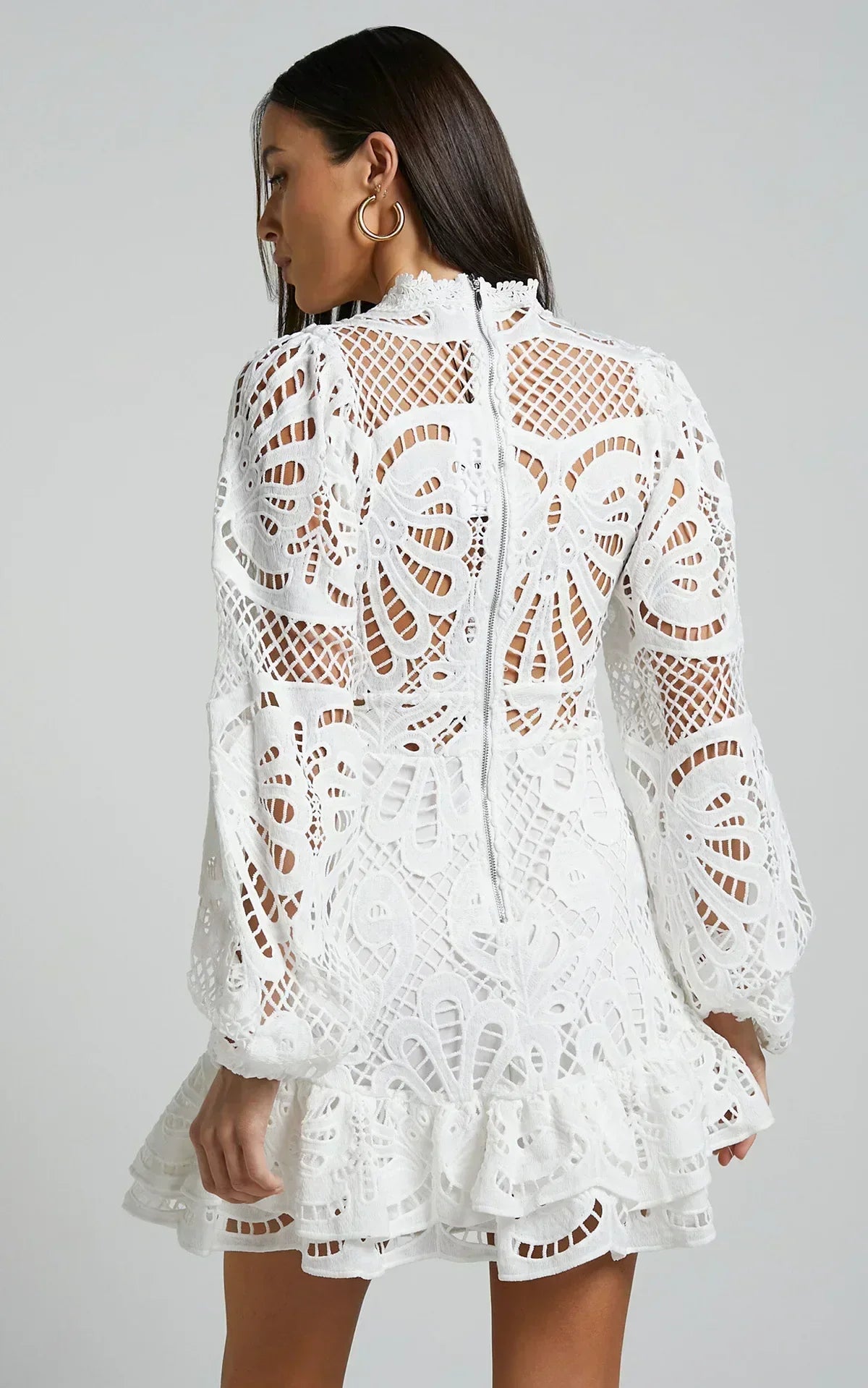 Lilly - Robe Mini Élégante à Col Montant