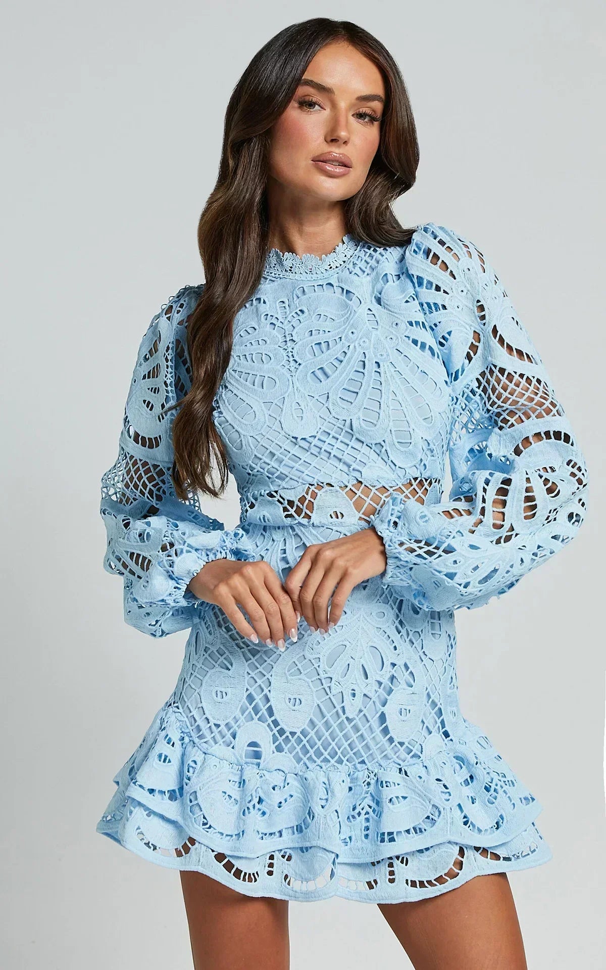 Lilly - Robe Mini Élégante à Col Montant