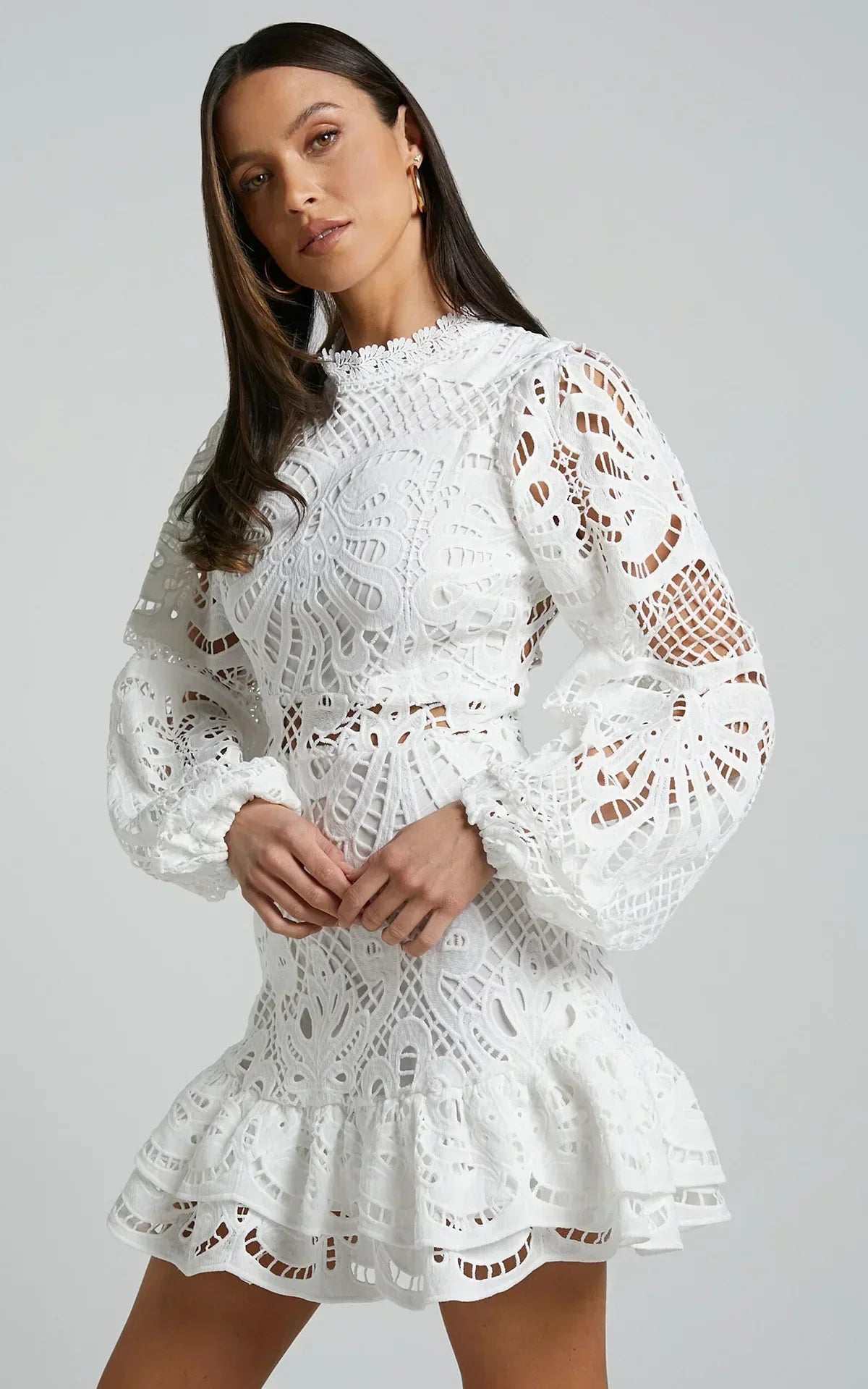 Lilly - Robe Mini Élégante à Col Montant