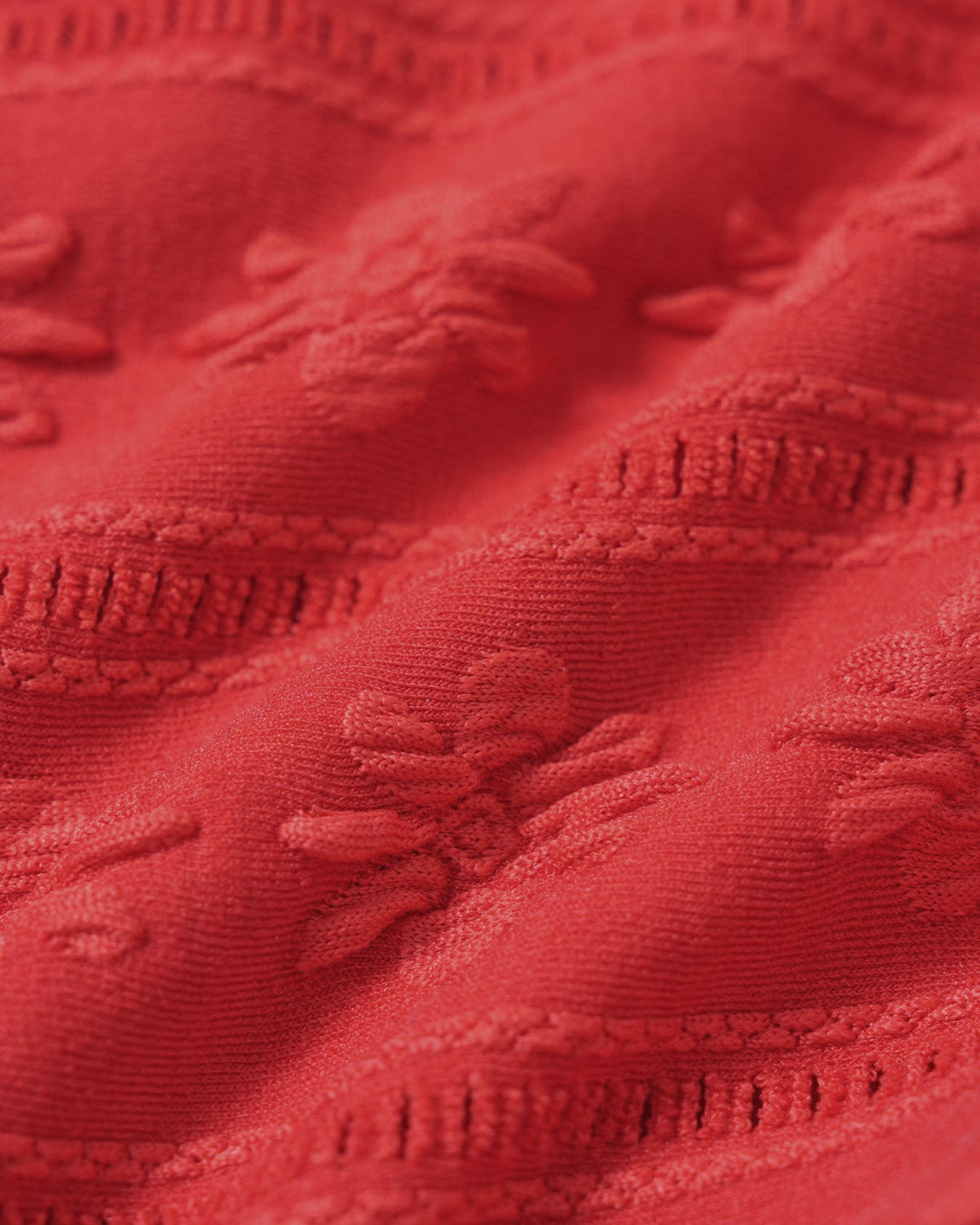 Ensemble de bikini rouge en tissu jacquard à nouer autour du cou avec cordon de serrage